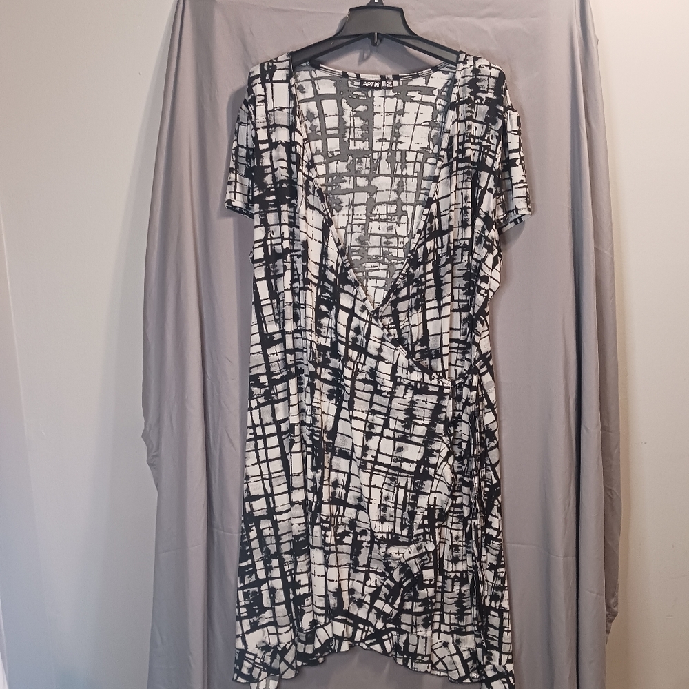 Apt 9 plus size Faux wrap dress size 3x